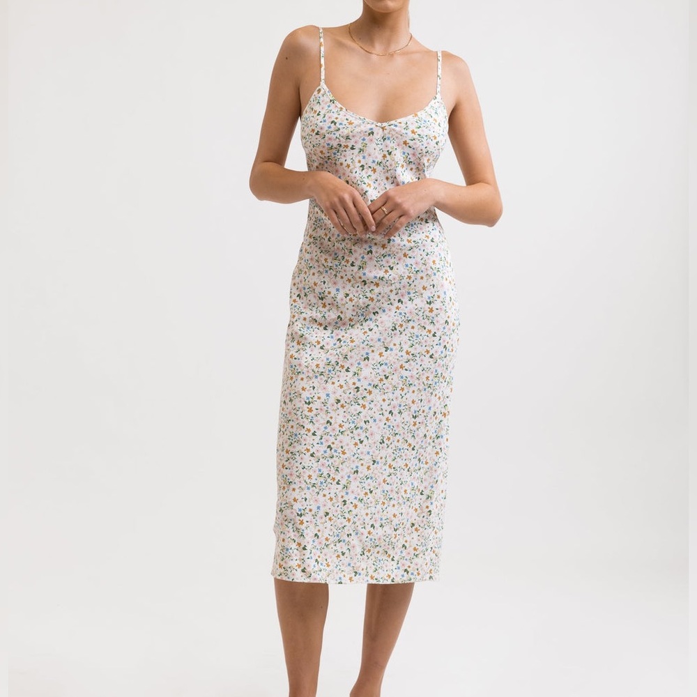 Rhythm. • Lavinia Slip Midi Dress - Peach Parfait